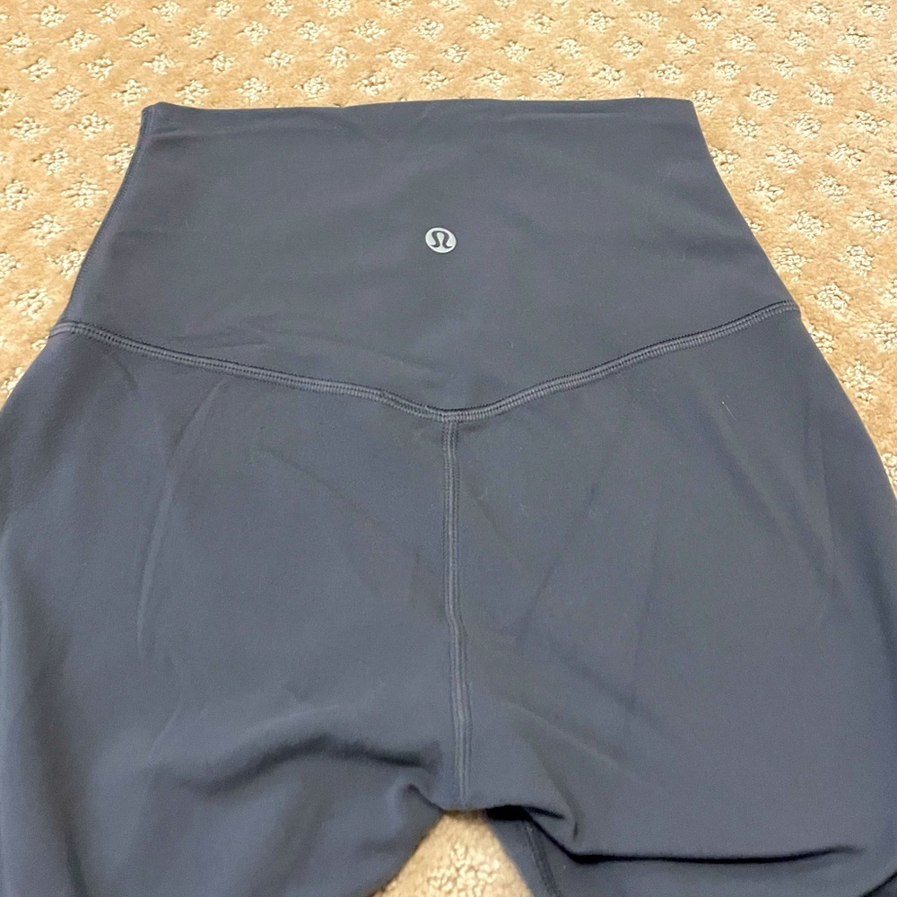 Lululemon grey leggings Size 2, 25” 7/8 length
